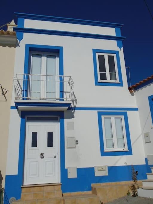 Casa Azul Em Alcantarilha - Algarve Eksteriør billede